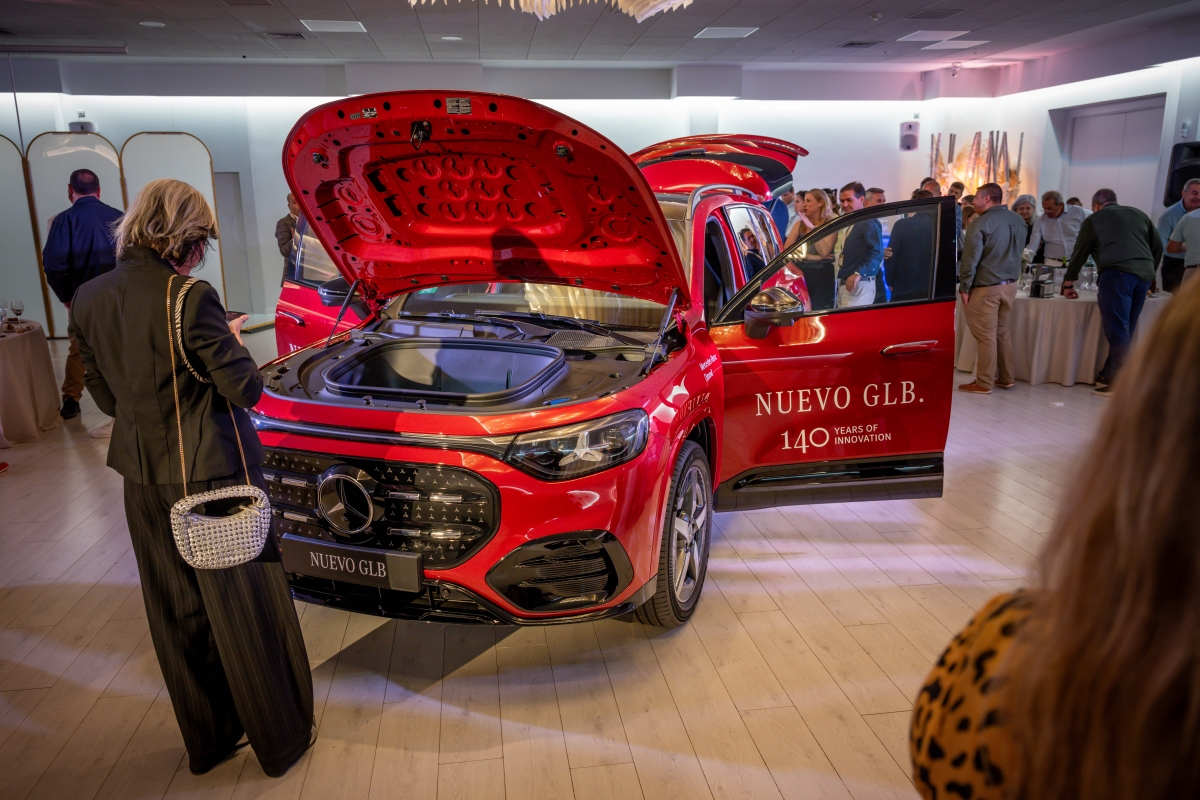 Nuevo GLC Mercedes-Benz. - Foto: Dimóvil y Auto Classe Nuevo GLC Mercedes-Benz.