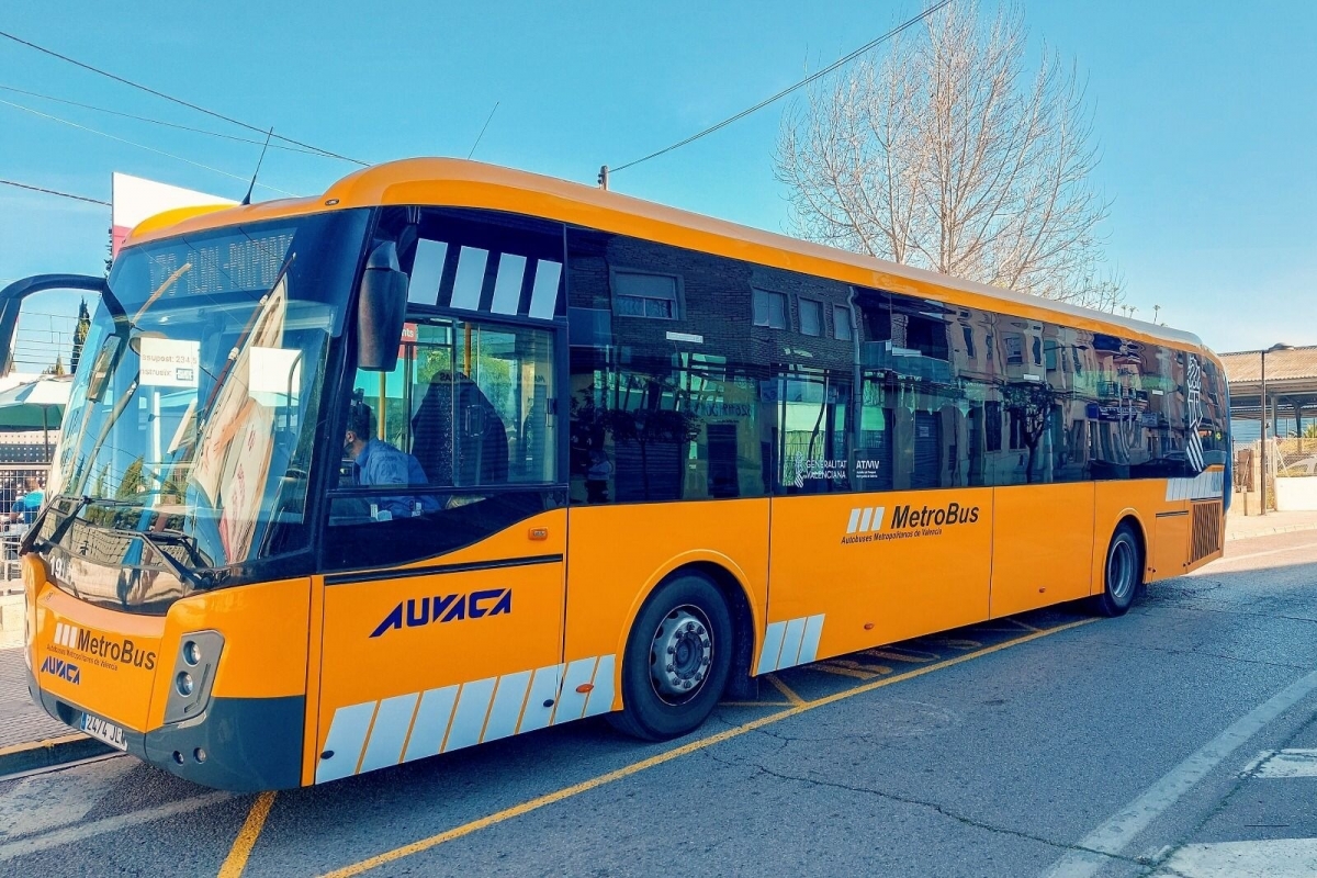 El Gobierno aprueba una excepción para licitar un contrato para el transporte público Madrid-Valencia