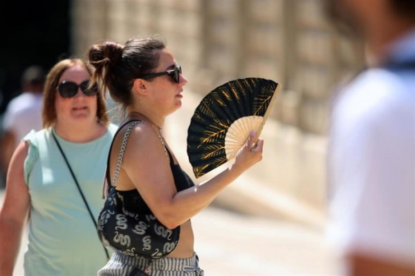 Suben la alerta por calor en la Vega del Segura: 21 municipios tendrán 40 grados el martes; Murcia y Molina llegarán a 41 grados