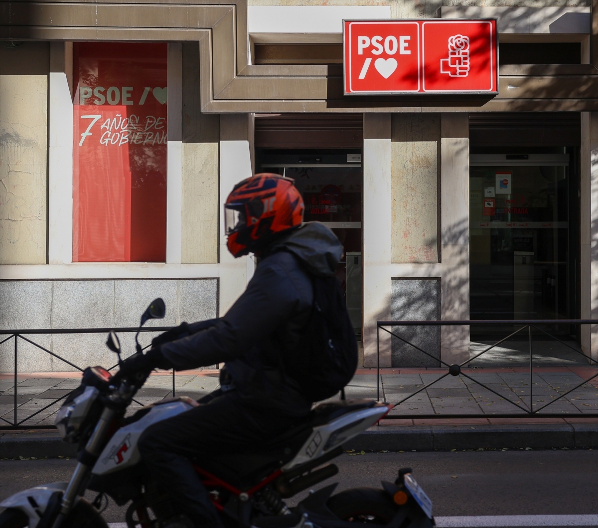 La UCO se persona en la sede del PSOE en Ferraz