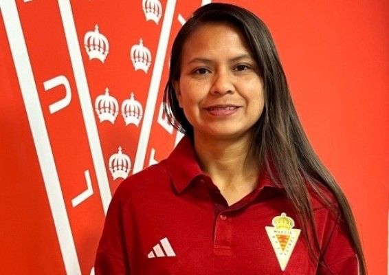 El Murcia femenino es internacional: Ángela Cárdenas, con Bolivia en la Liga de Naciones Conmebol