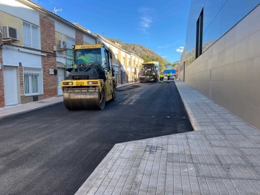 Petrer destina un millón de euros a asfaltar calles, renovar aceras y mejorar caminos rurales en 2026