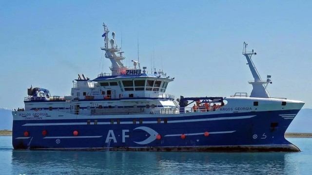Al menos seis muertos y siete desaparecidos en el naufragio del 'Argos Georgia' en Malvinas
