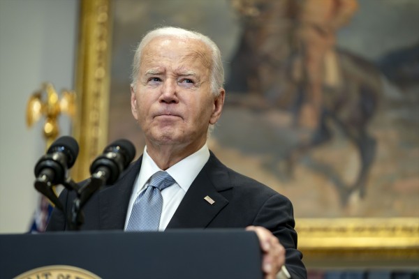 A la espera de la reacción de los mercados a la retirada de Joe Biden