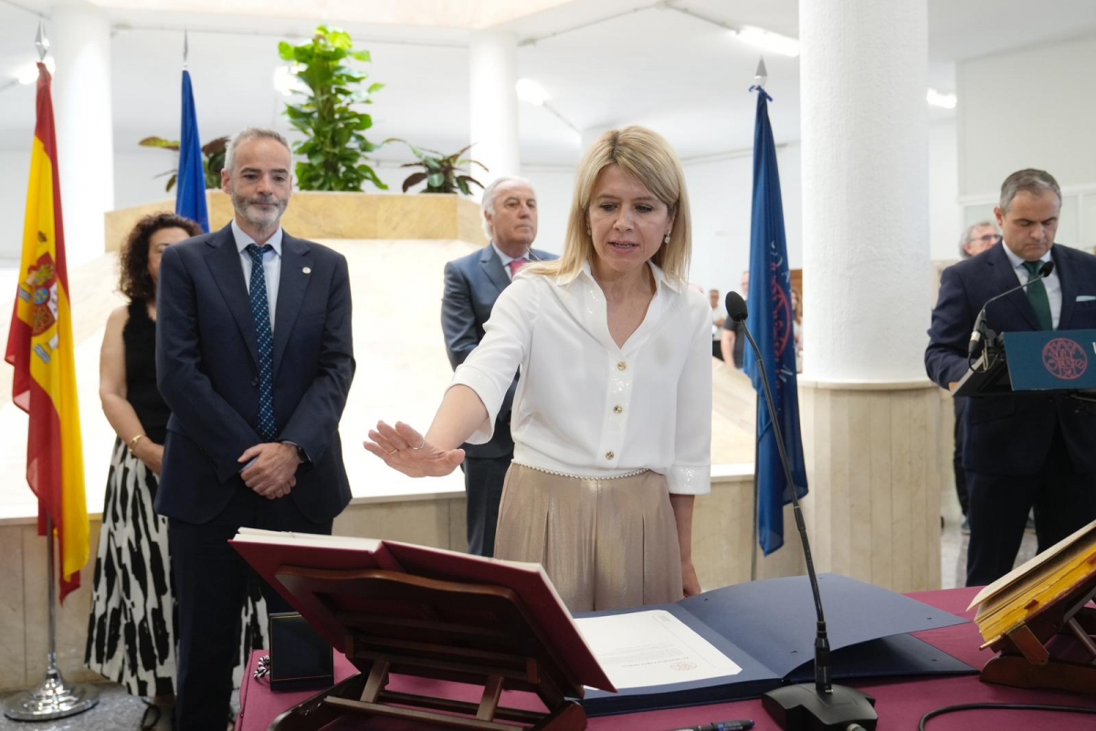 María José López Andreo toma posesión como gerente de la Universidad de Murcia.
