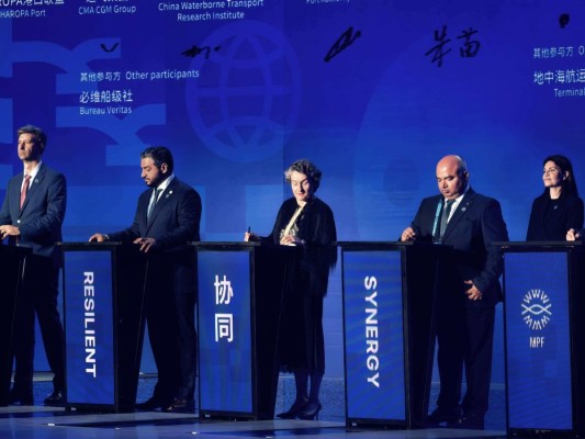 El Puerto de Ningbo y Valenciaport impulsan el corredor verde Ningbo-Valencia 