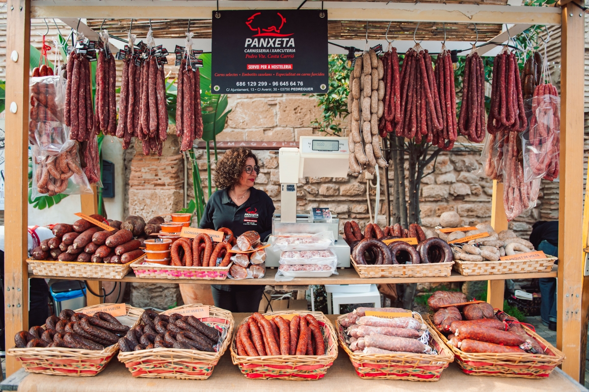 La Marina Alta: cuatro siglos elaborando embutidos artesanales