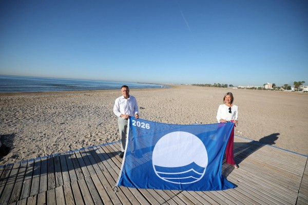 Burriana vuelve a conseguir las Banderas Azules para las playas del Arenal, la Malvarrosa y el Grao