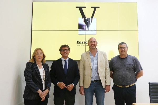 'L’aviador de la República', del castellonenc Josep Palomero, Premi Enric Valor de Novel·la