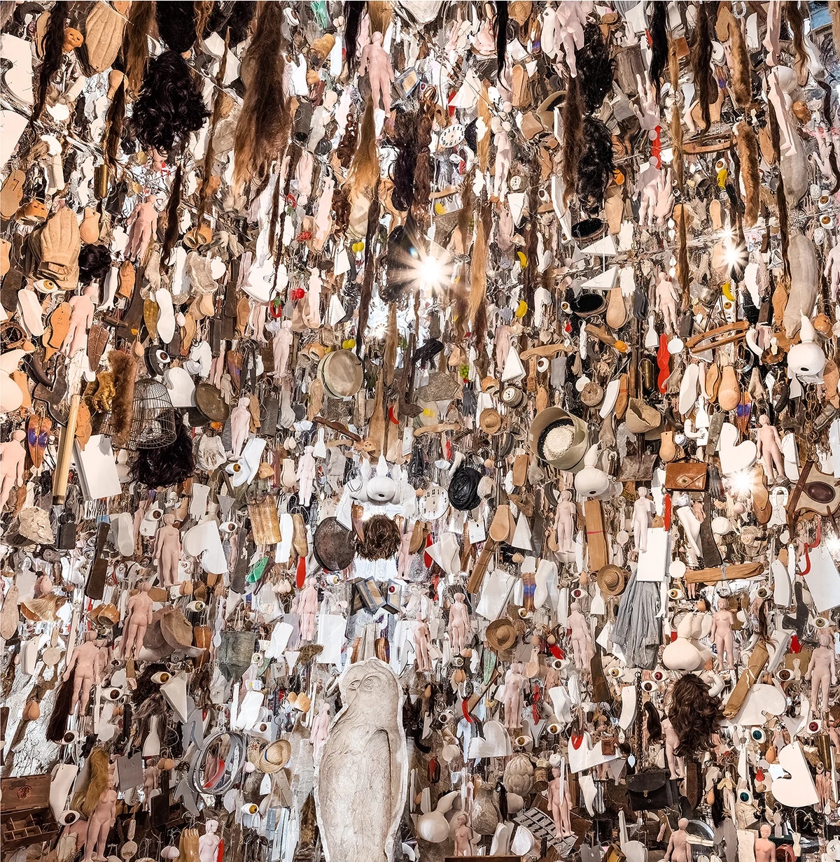 Una conversación. Imagen de la instalación a la Bienal de Venecia, actualmente en San Miguel de los Reyes - Una conversación. Imagen de la instalación a la Bienal de Venecia, actualmente en San Miguel de los Reyes