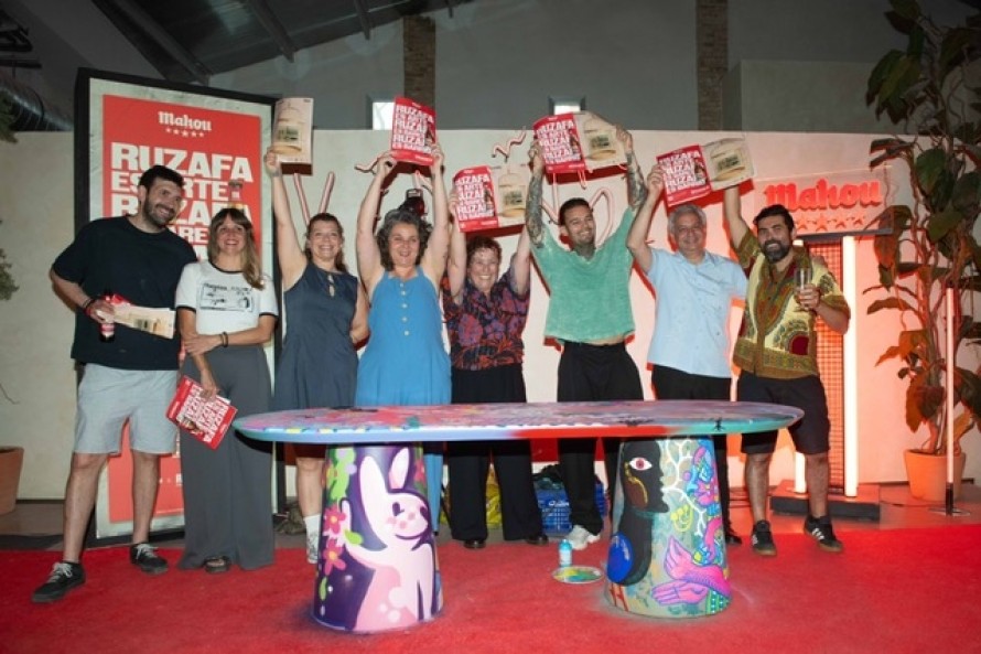 Mahou Cinco Estrellas y Russafart amplían la bienal a bares y comercios de Ruzafa y Monteolivete