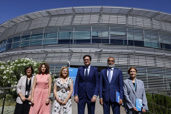 Óscar López inaugura en Valencia el Laboratorio de Gobernanza de IA para la Humanidad de la ONU: 