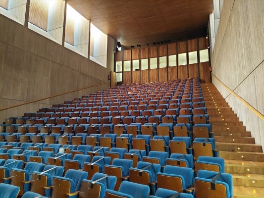 Compromís denuncia el descenso de un tercio del público del Teatre El Musical en un año