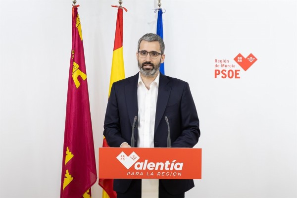 Lucas opina que López Miras 