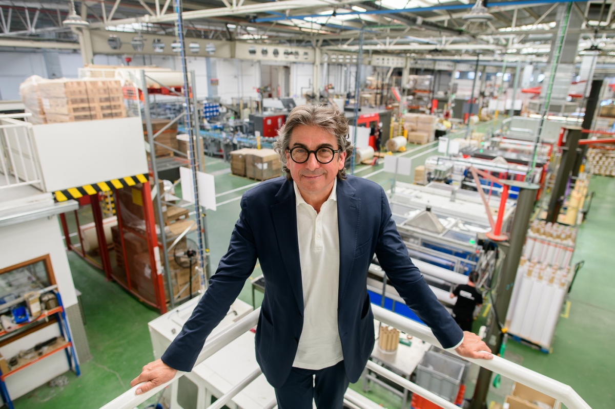 Miarco, la empresa valenciana que compite con multinacionales de las cintas adhesivas en 35 países
