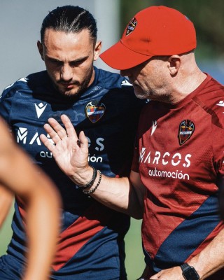  Kochorashvili y Pampín se incorporan a los entrenamientos del Levante