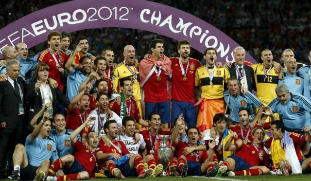 Mediaset se encomienda a Del Bosque para rentabilizar los derechos de la Eurocopa 2016