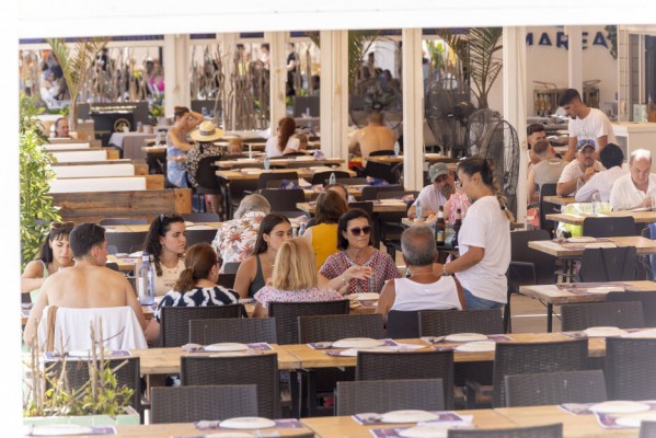 La economía regional se sacude la incertidumbre: más consumo, más empleo y mejoras en todos los sectores