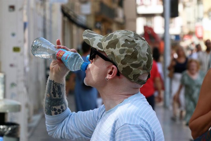 Desde 33 grados en Cartagena a los 38 en Murcia: así queda el mapa de las olas de calor en la Región