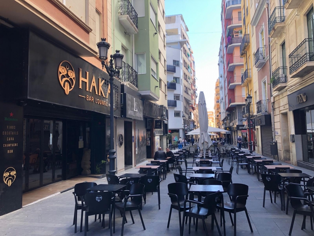 Los hosteleros instan la caducidad de la ZAS del Centro de Alicante tras 15 meses sin avances