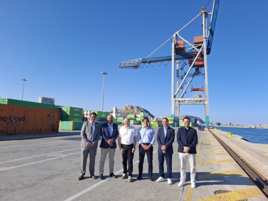El Puerto estrecha lazos con Brasil en un encuentro con representantes del Puerto de Itajaí