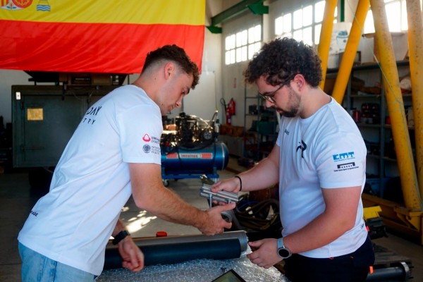 Faraday Rocketry UPV supera el récord nacional amateur de lanzamiento con su cohete 'Origin' que llega a 10,8 kilómetros
