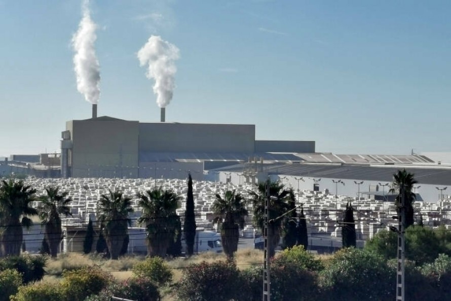 Ascer mantiene la presión ante el recorte de derechos de CO2 a la cerámica y espera aún el último cambio de Bruselas