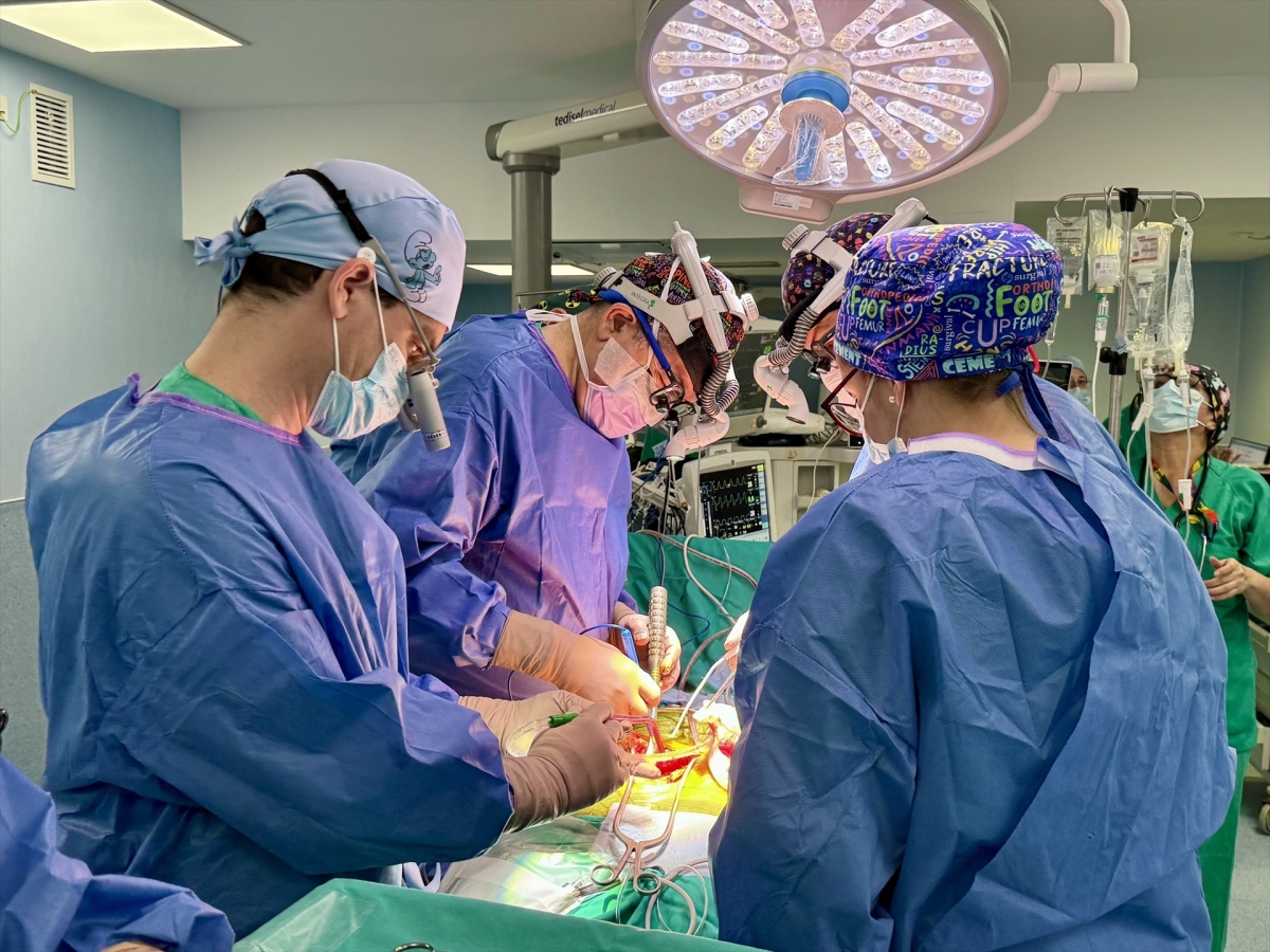 El Hospital Doctor Peset incorpora cirugía radioguiada y molecular para mejorar la localización de tumores complejos