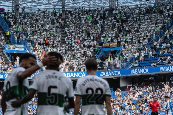 El Elche CF solo ha ganado una vez en seis visitas al Deportivo en Primera División