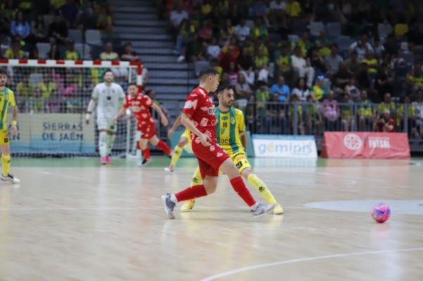ElPozo se jugará el pase a las semifinales ante el Jaén en Murcia tras caer en el Olivo Arena