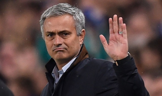 El United destituirá a Van Gaal y anunciará el martes a Mourinho