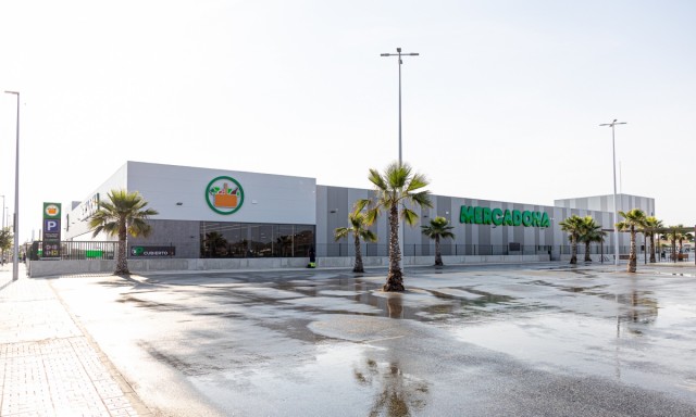Mercadona estrena su nuevo supermercado en Cabo de Palos tras 10 millones de inversión