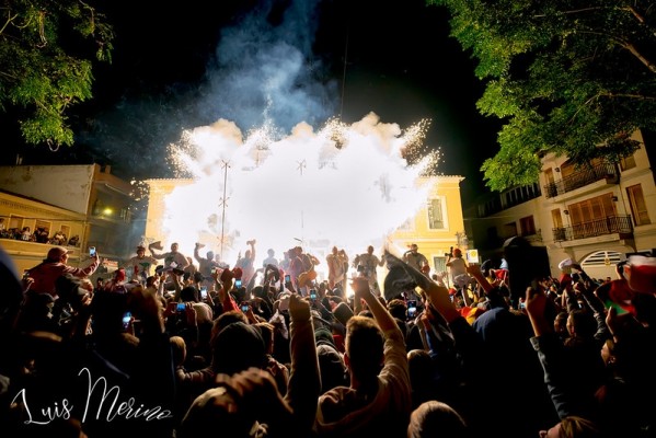 La Pobla de Farnals ajusta los horarios de las fiestas en los complejos de playa durante el verano