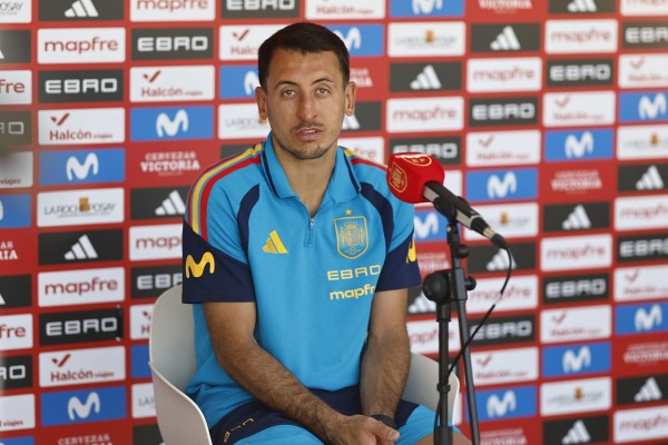 Oyarzabal: “Nadie nos daba por favoritos en la Eurocopa, pero somos los mismos”