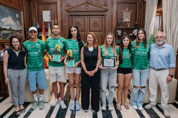Carrasco felicita al Playas de Castellón por sus resultados y la organización del reciente europeo de clubes