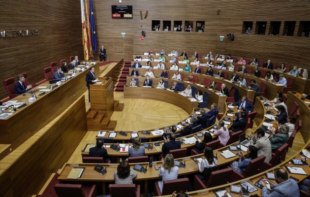 Camarero inicia el martes al ronda comparecencias en Corts para detallar presupuestos, que cierra Rovira el jueves