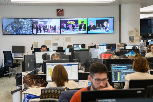 À Punt pide a sus periodistas que no lleven camisetas 