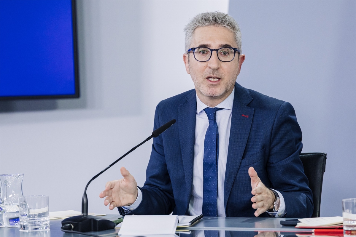 Arcadi España pide a las CCAA reuniones bilaterales con su secretario de Estado pero sigue sin dar cita a Pérez Llorca