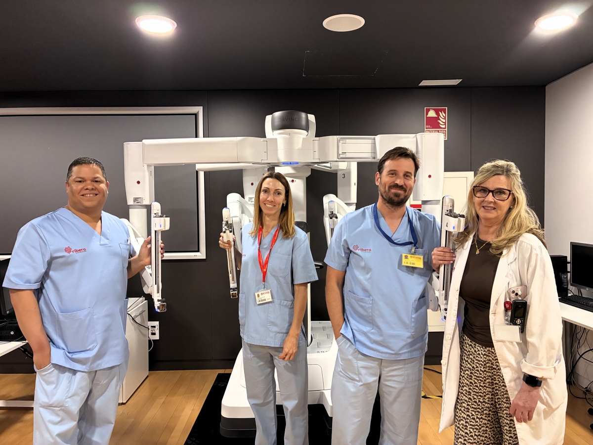 El Hospital del Vinalopó adquiere el robot quirúrgico Da Vinci Xi