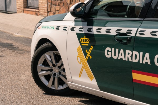 Detenido por 'sablear' la cuenta de su tío en Villena: dejó 1,15 euros y le vendió la casa por la mitad