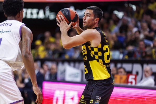 El escolta Álex López, nuevo jugador del Lucentum 