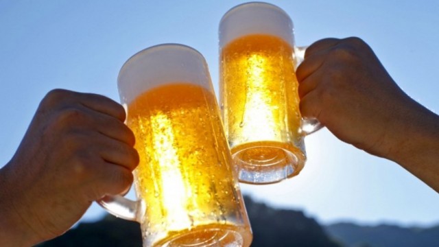 Nace un gigante mundial de la cerveza tras aceptar SABMiller la oferta de AB InBev