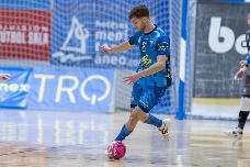 Nico Rosental rescinde su contrato con el Servigroup Peñíscola y ficha por el Family Cash Alzira
