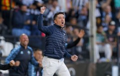 Un aniversario feliz para Pablo Hernández