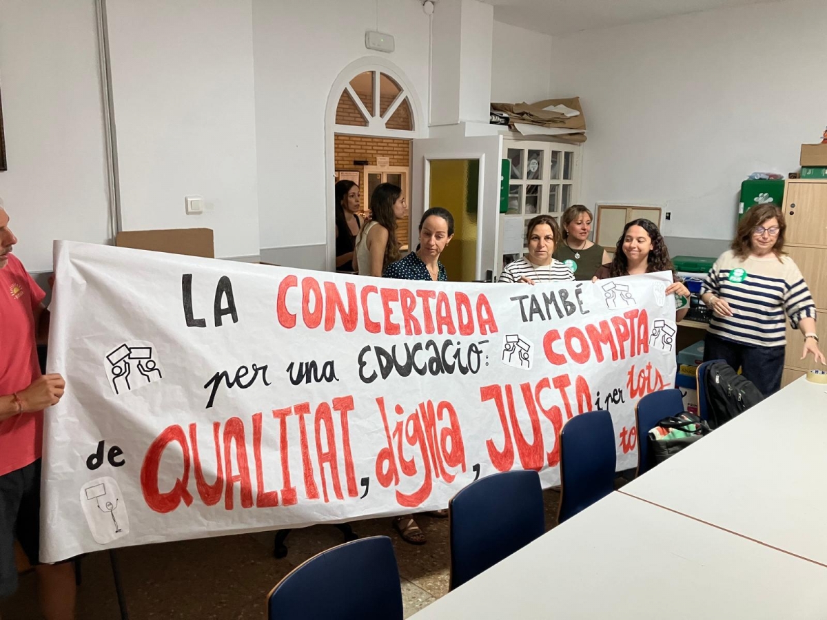 Protestas de docentes de la concertada este miércoles.