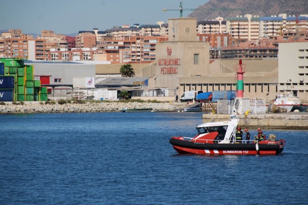 El Puerto refuerza su seguridad con un convenio de cooperación con los bomberos de Alicante