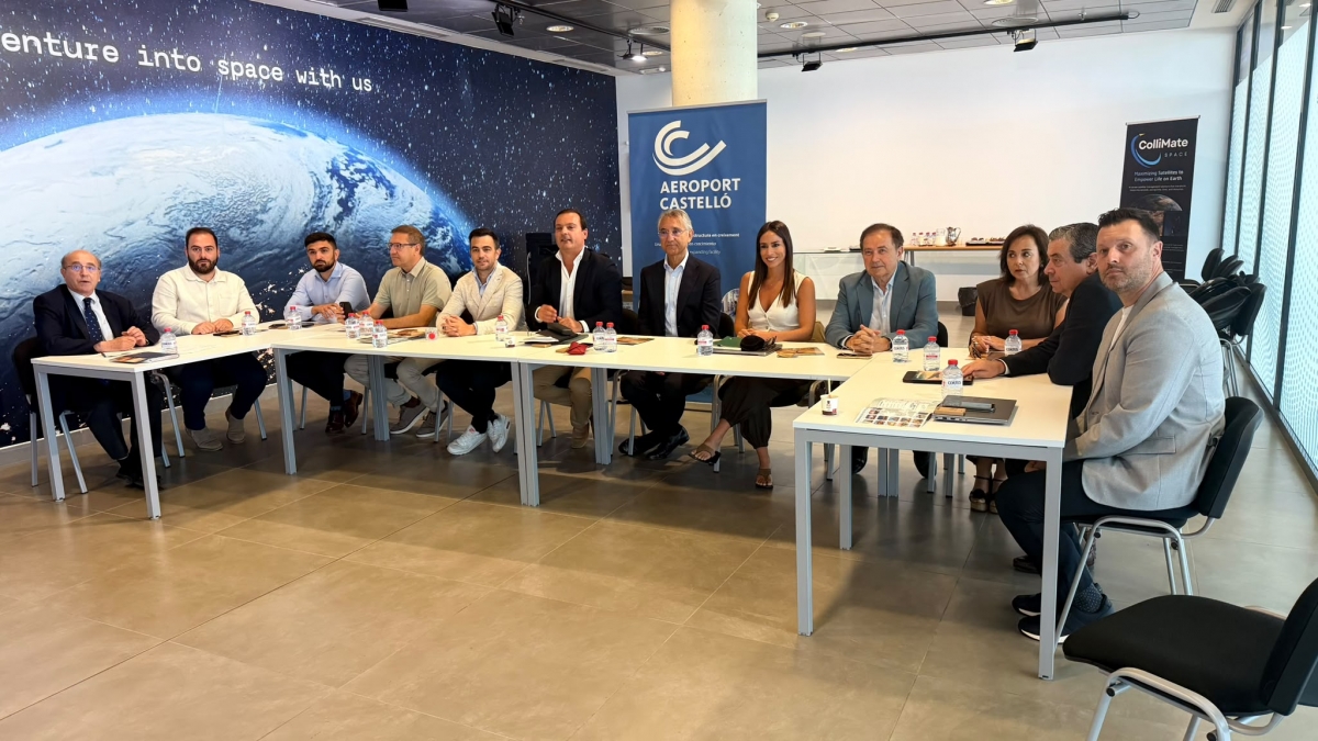 Reunión de Hosbec en el aeropuerto de Castellón. 