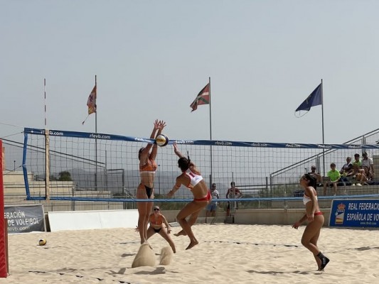 El Circuito Nacional de voley playa celebra su tercera prueba en el CIVP de Lorca