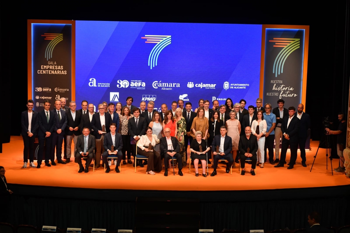 La VII Gala de las Empresas Centenarias de Alicante, en imágenes 