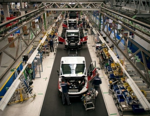 La producción industrial sube un 2% en abril en la Comunitat Valenciana, 2,2 puntos menos que la media nacional